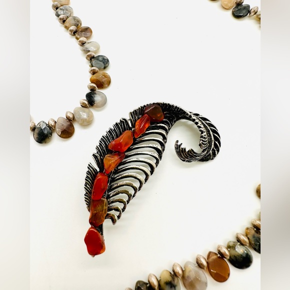 Vintage Natural Stone Necklace & Feather brooch - Picture 17 of 17